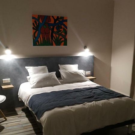 Cote Chambre 히에레 외부 사진