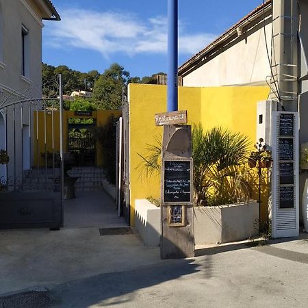 Cote Chambre 히에레 외부 사진